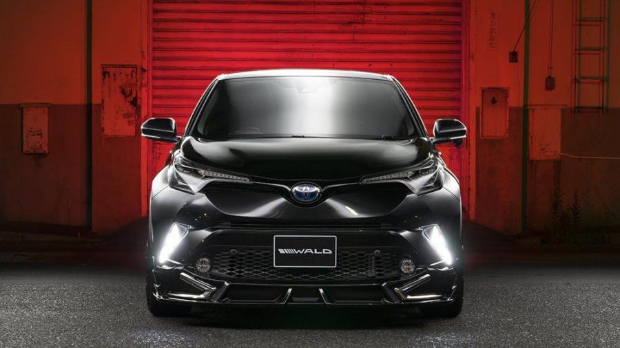  Toyota C-HR Hybrid Sports Line by Wald 2018 года  (фото 4 из 18)